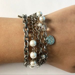 💰3/$15 AEO bracelet with multi strand and pearls